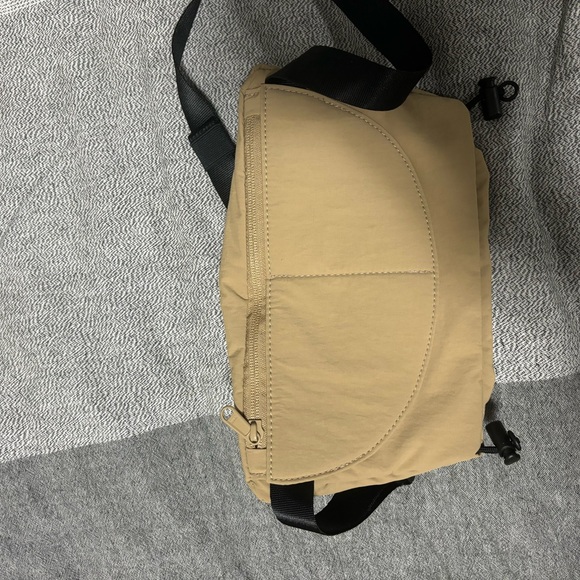 The north face hip pack - Picture 2 of 3